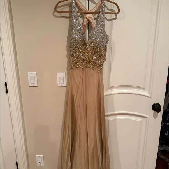 La Femme | Dresses | La Femme Gold Halter Prom Gown | Poshmark